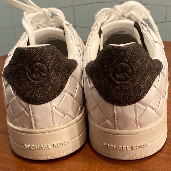 Michael Kors Keating Woven Sneakers, Size 8 - Picture 4 of 16